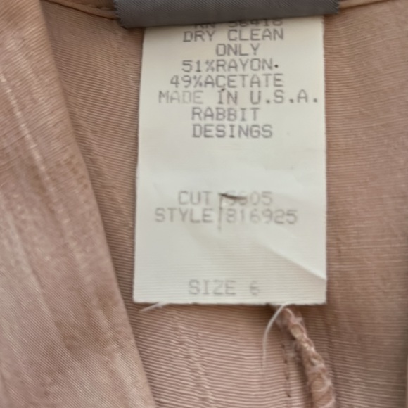 40’s STYLE DRESS Vintage Y2K Very Chic & Classy Tan - Picture 16 of 17